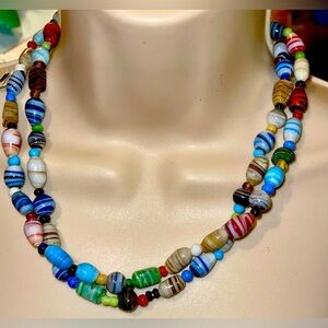 NWT Handmade in India Double Strand Glass Beaded Necklace. 19" (2)